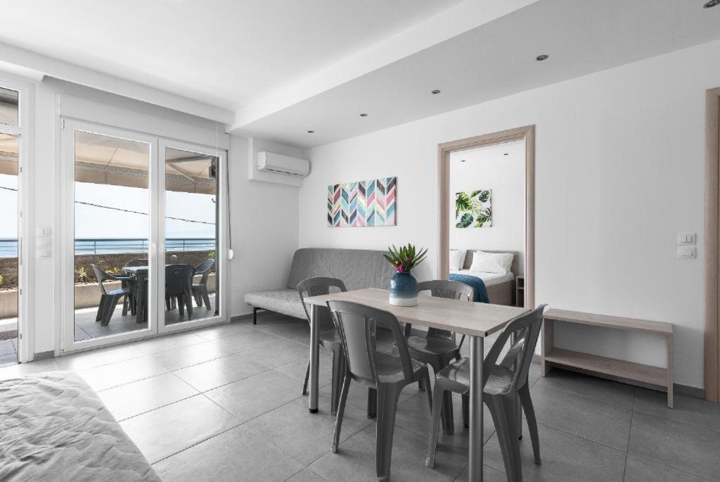 Blue Horizon 3 Apartment Nea Kallikrateia Exterior photo